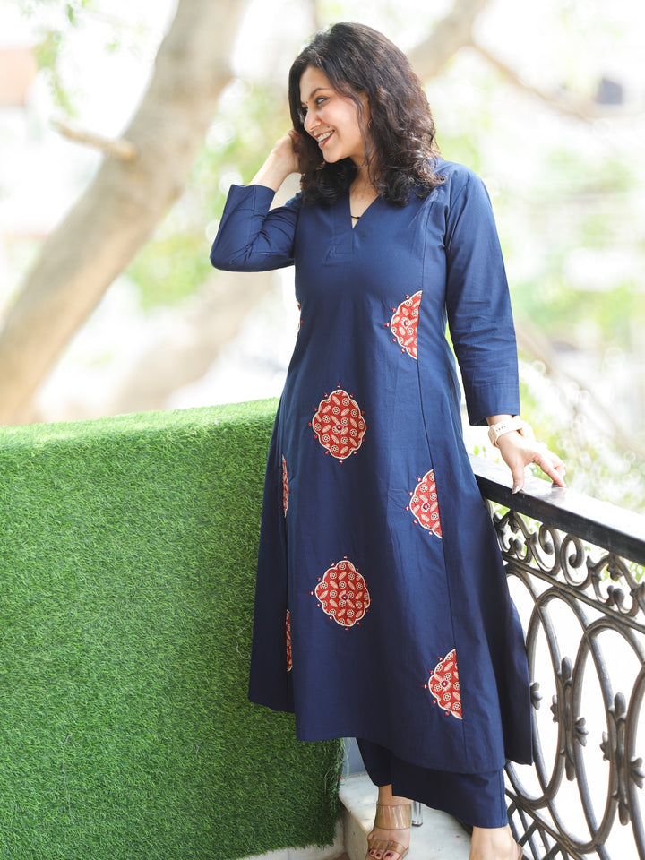 Chanda Navy Blue V Neck Applique Work with Mirror Cotton Co-Ord Set