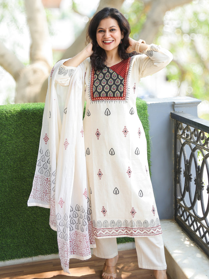 Chanda Shell White with Red Kutch Work Angrakha Patch Block Print Cotton 3 Piece Set
