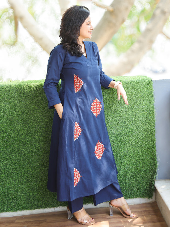 Chanda Navy Blue V Neck Applique Work with Mirror Cotton Co-Ord Set