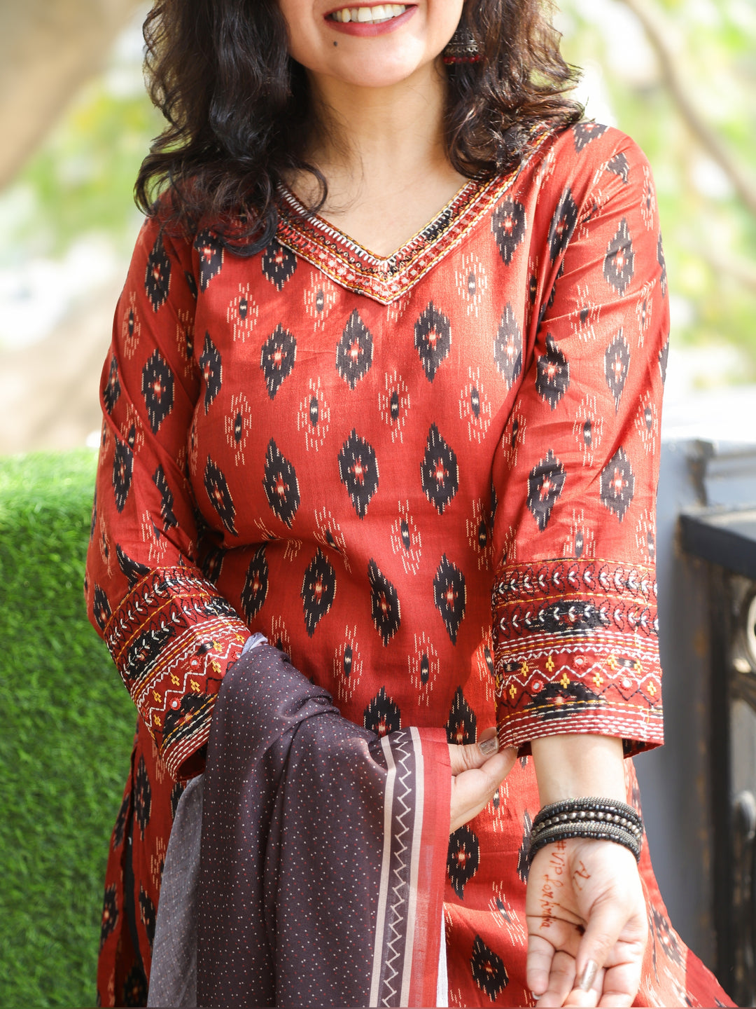 Chanda Berry Red V Neckline with Lace Work In Printed Cotton 3 Piece Set