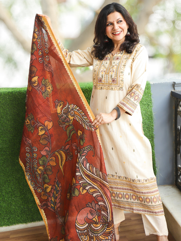 Chanda Buttermilk Beige Printed Necline with Kantha Detailing Cotton 3 Piece Set