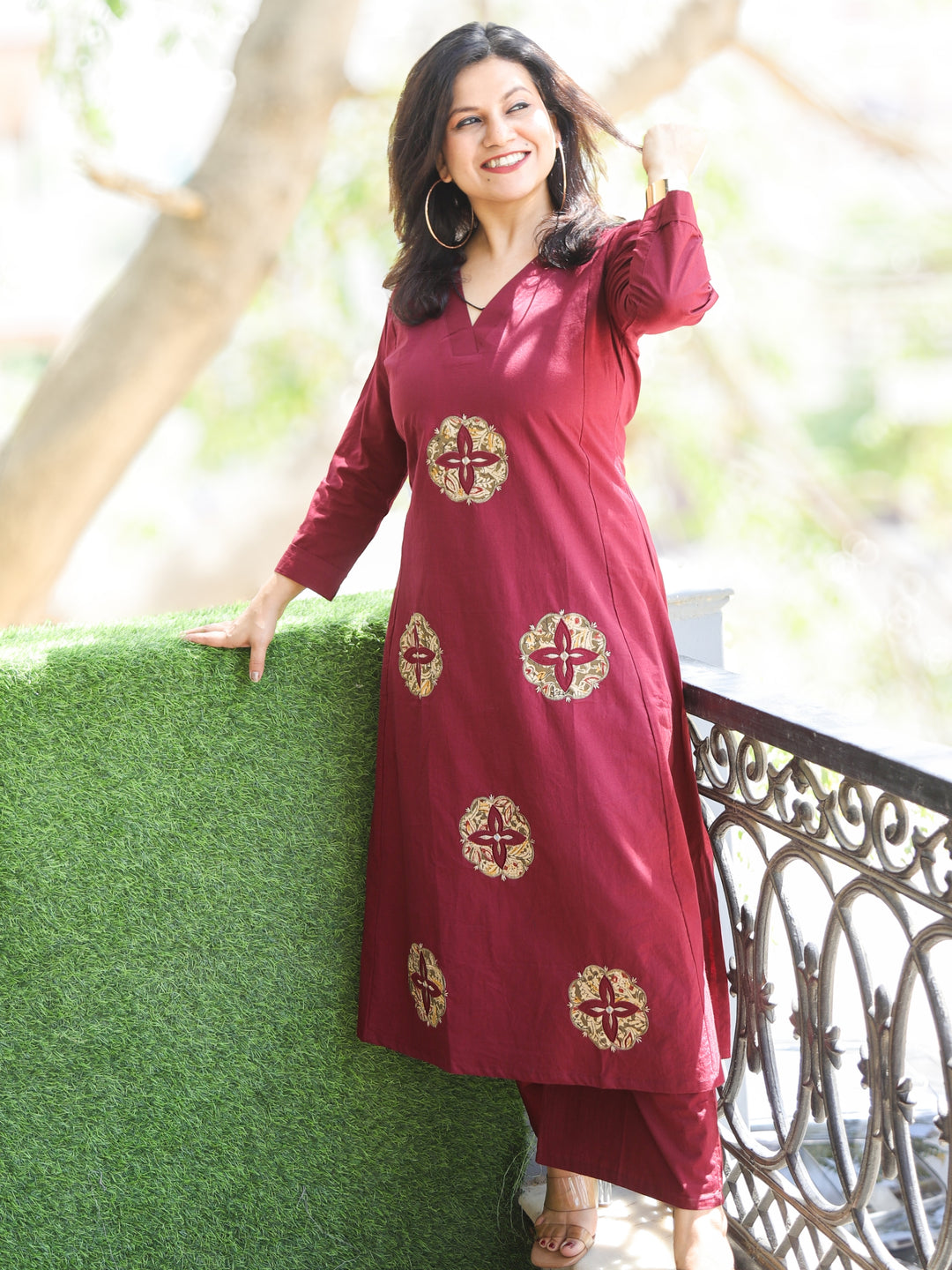 Chanda Blueberry Plum V Neck Applique Work with Mirror Cotton Co-Ord Set