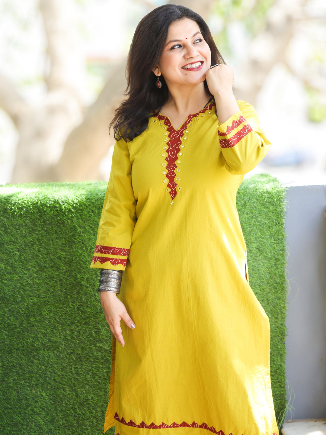 Chanda Dandelion Yellow V Neck with Mirror Applique Work 2 Piece Set