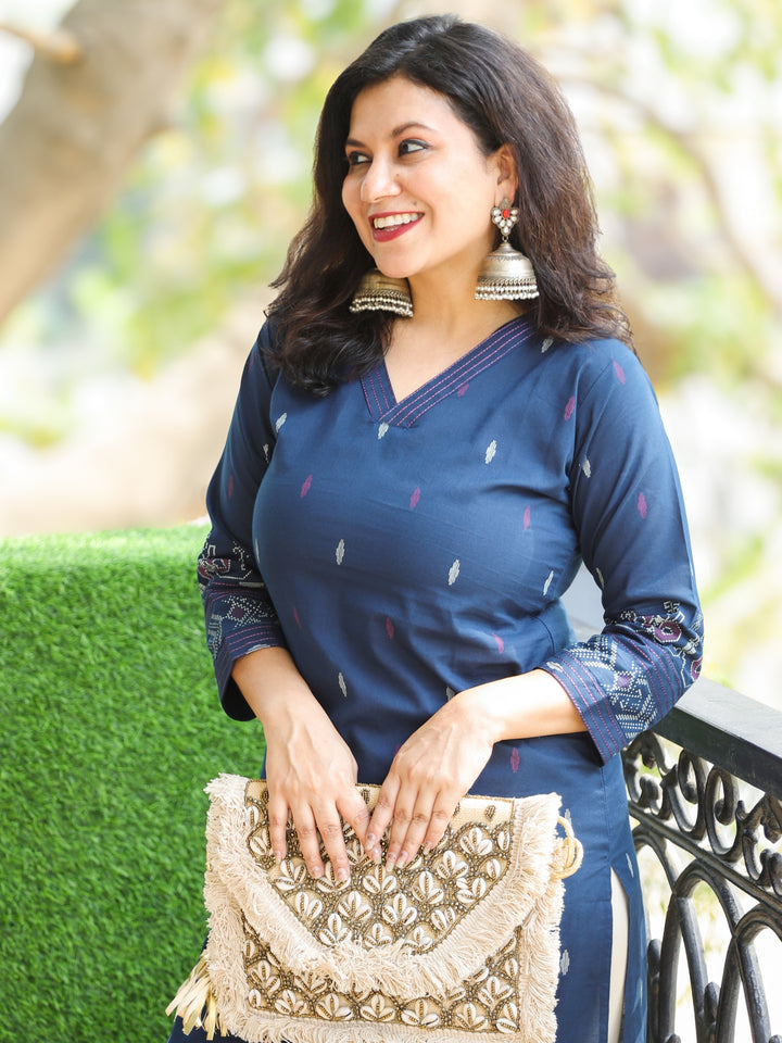 Pankhudi Royal Navy Blue V Neck Printed Work Cotton Kurti