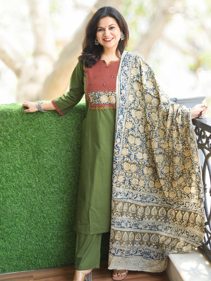Pankhudi Forest Green Zig-Zag Print Patch with Mirror Detailing Cotton 3 Piece Set