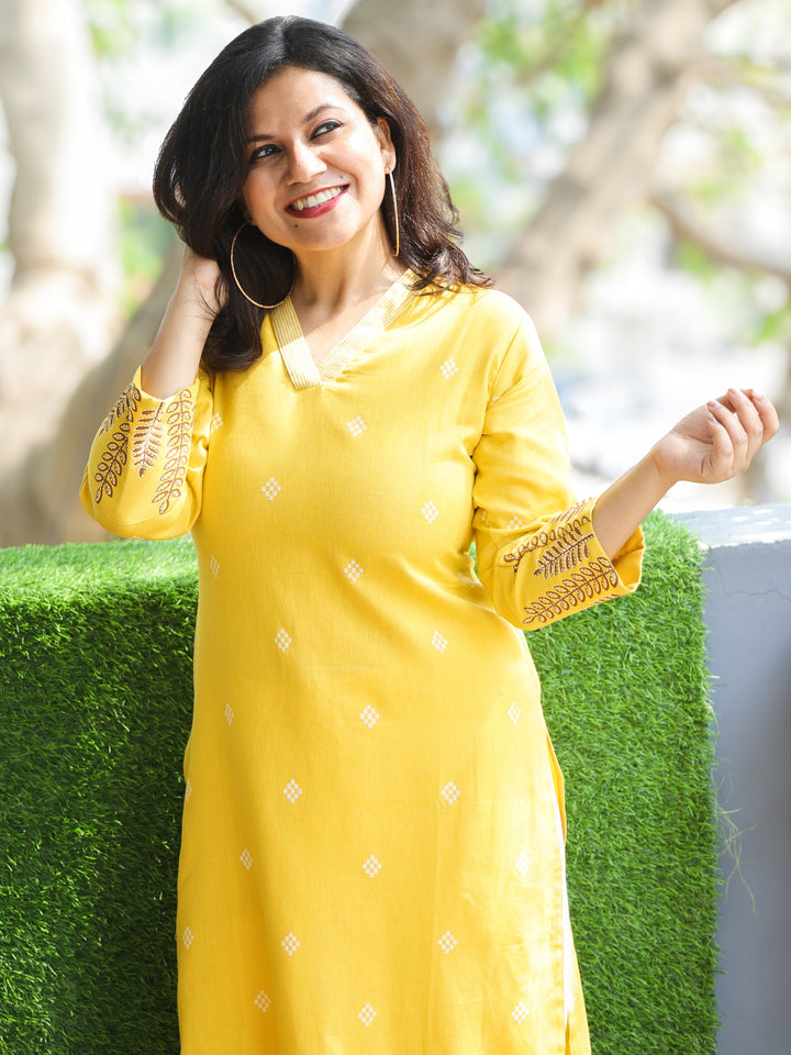 Rooprani Beetle Yellow V Neck with All Over Thread Buti Work Cotton Kurti