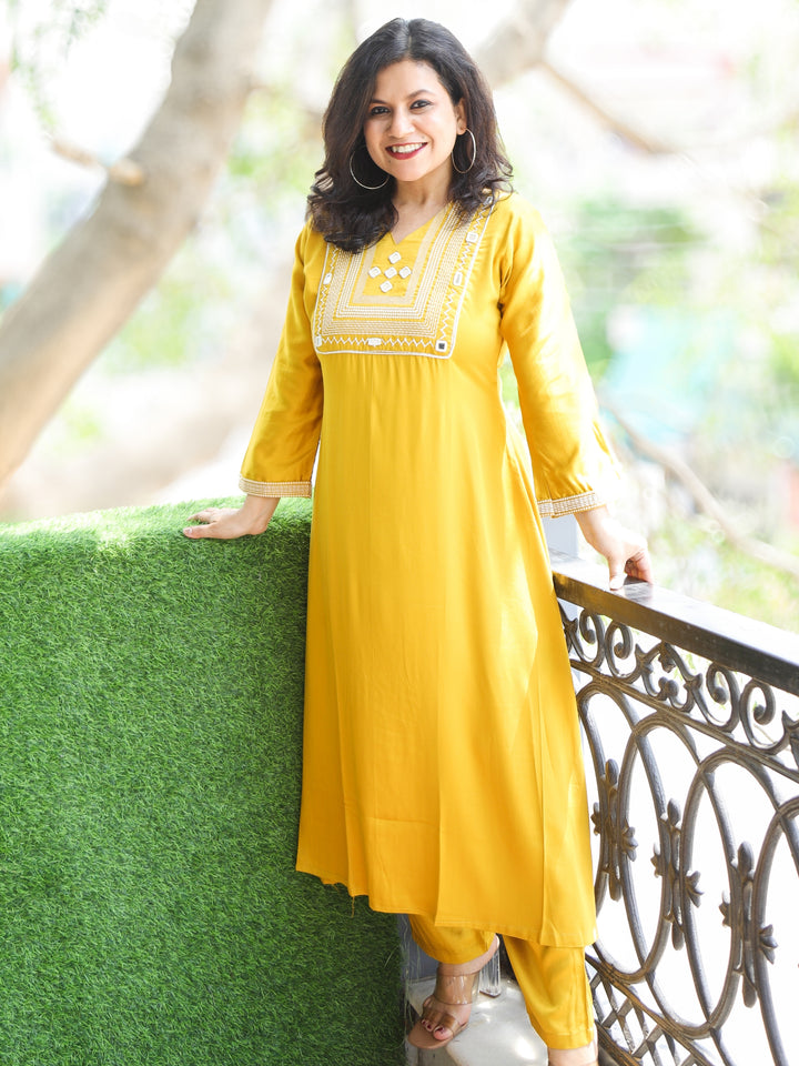 Qawali Bee Yellow Thread Work Neck with Mirror Detailing Cotton Silk 2 Piece Set