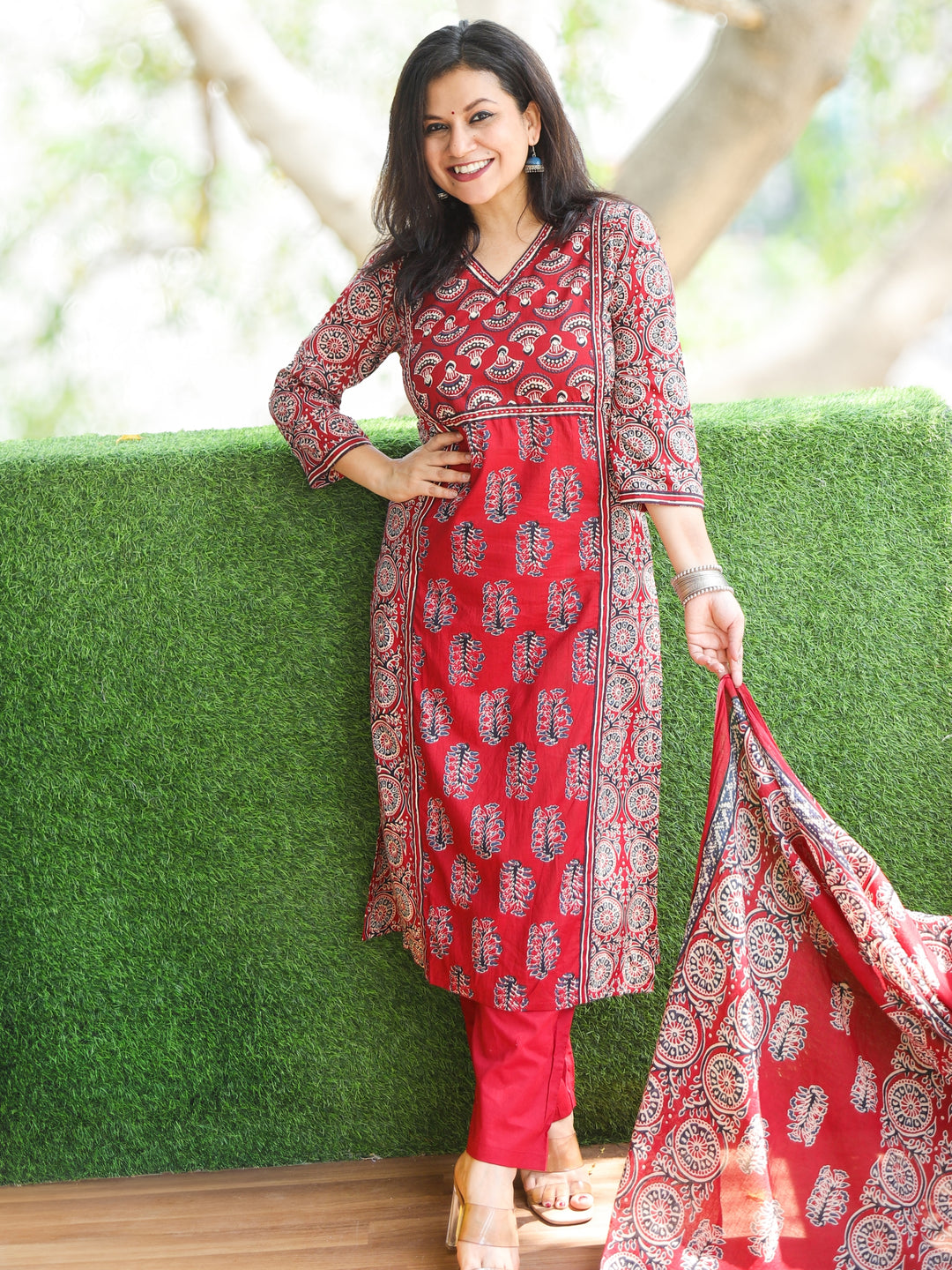 Aafeemi Cherry Red All Over Ajrak Printed Work with Mirror Cotton 3 Piece Set