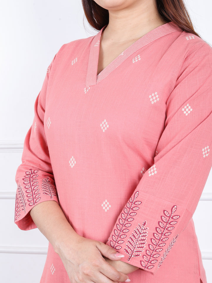 Rooprani Coral Pink V Neck with All Over Pigment Print Work Cotton Kurti