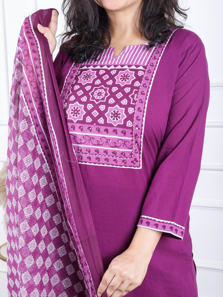 Dashtaan Eggplant Purple Printed Patch Neck with Patra Work Cotton 3 Piece Set