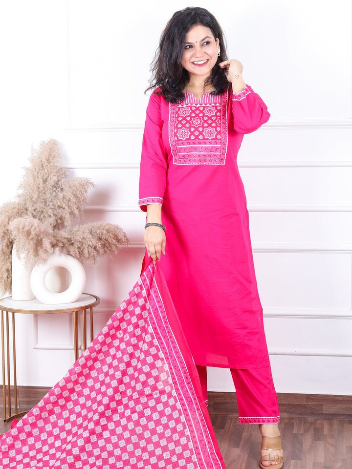 Dashtaan Magenta Pink Printed Patch Neck with Patra Work Cotton 3 Piece Set