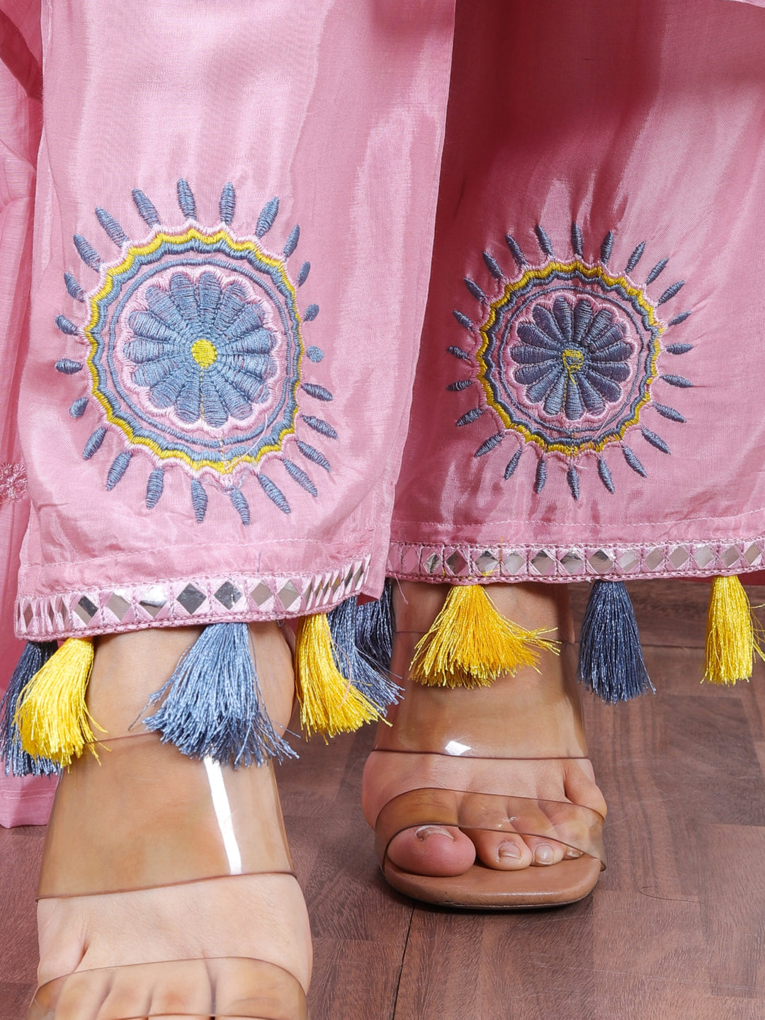 Dashtaan Bubblegum Pink Mirror Work with Gather Detailing Mul Chanderi 3 Piece Set