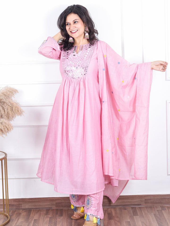 Dashtaan Bubblegum Pink Mirror Work with Gather Detailing Mul Chanderi 3 Piece Set