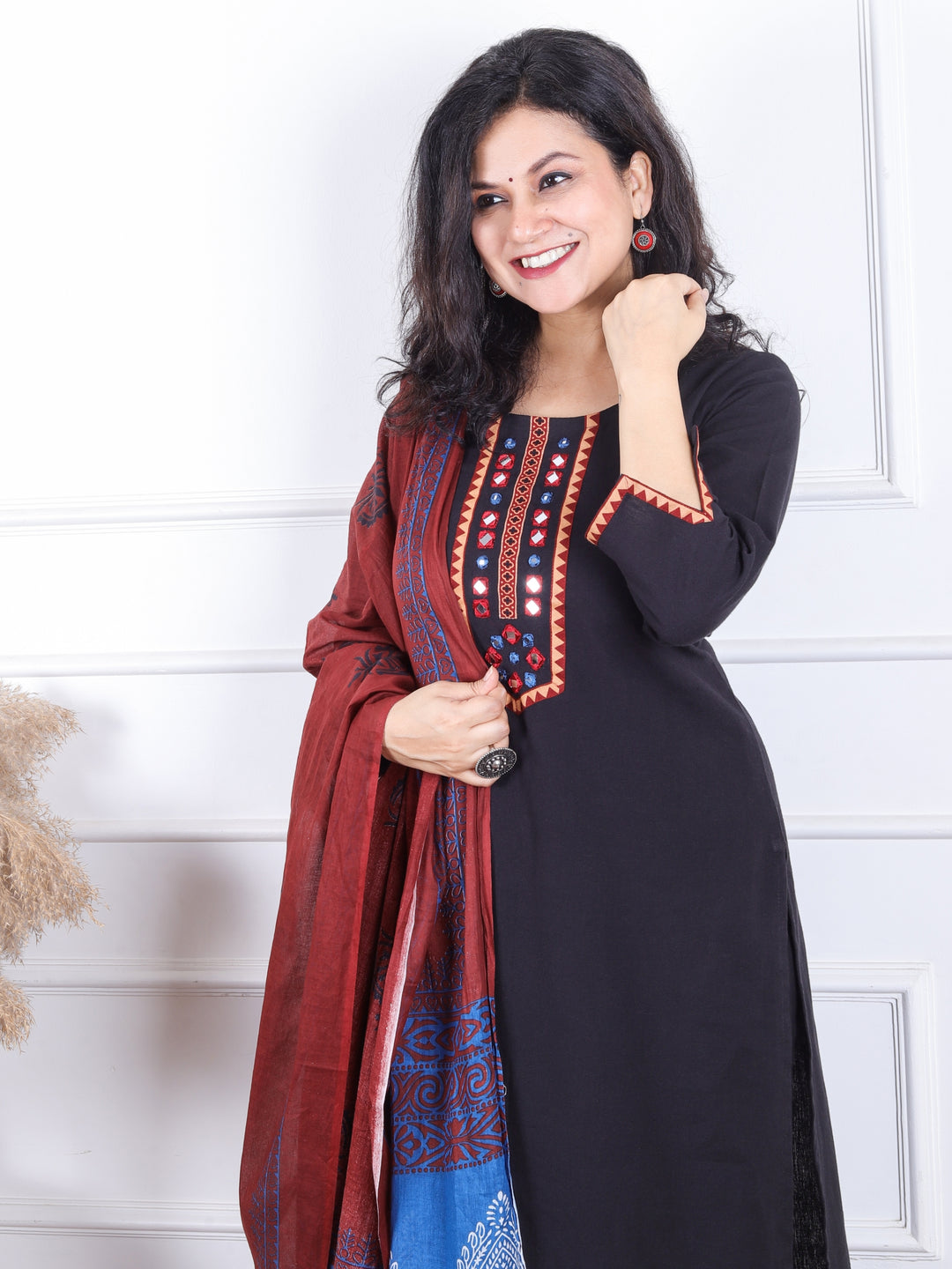 Dashtaan Ebony Black Mirror Neck Work with Lace Cotton 3 Piece Set