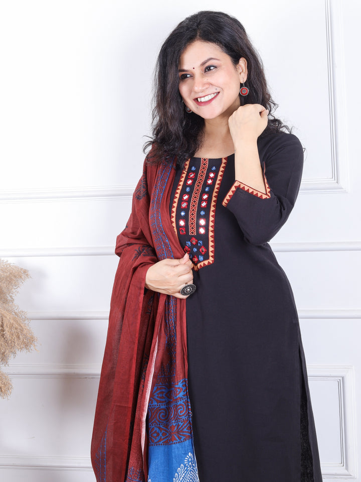 Dashtaan Ebony Black Mirror Neck Work with Lace Cotton 3 Piece Set