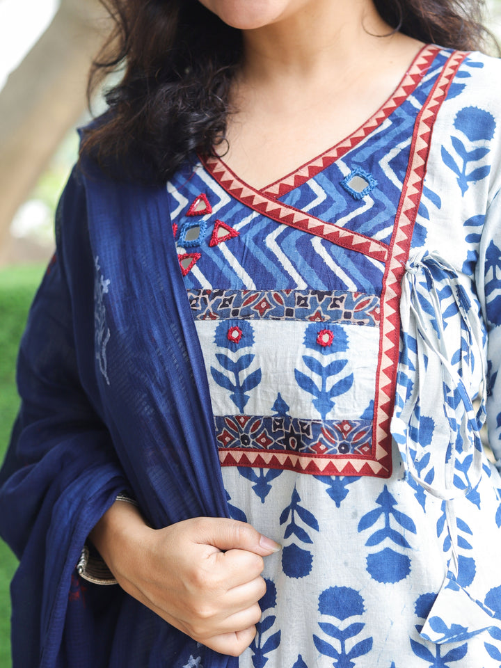 Himayanti Indigo Blue Kutch Work in Angrakha Neck Dabu Printed Cotton 3 Piece Set D13