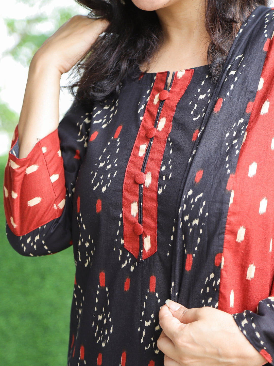Sadhgi Night Black Patch Neck with Potli Button Ikkat Digital Print Cotton 3 Piece Set
