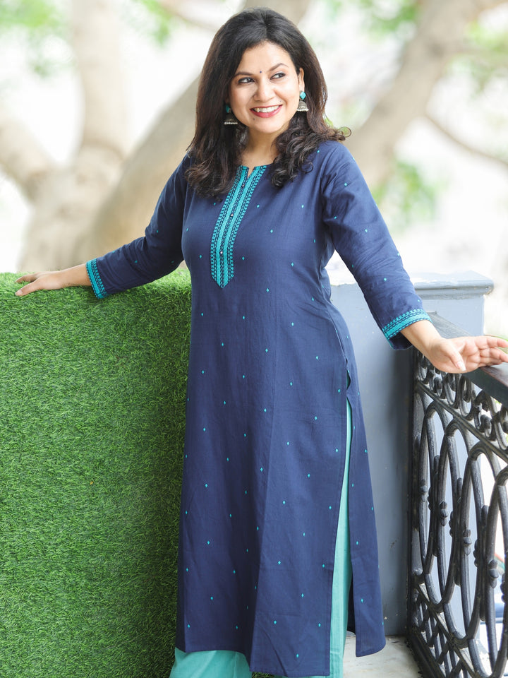 Masakkali Navy Blue Patra Work Patch with All Over Thread Buti Cotton Kurti