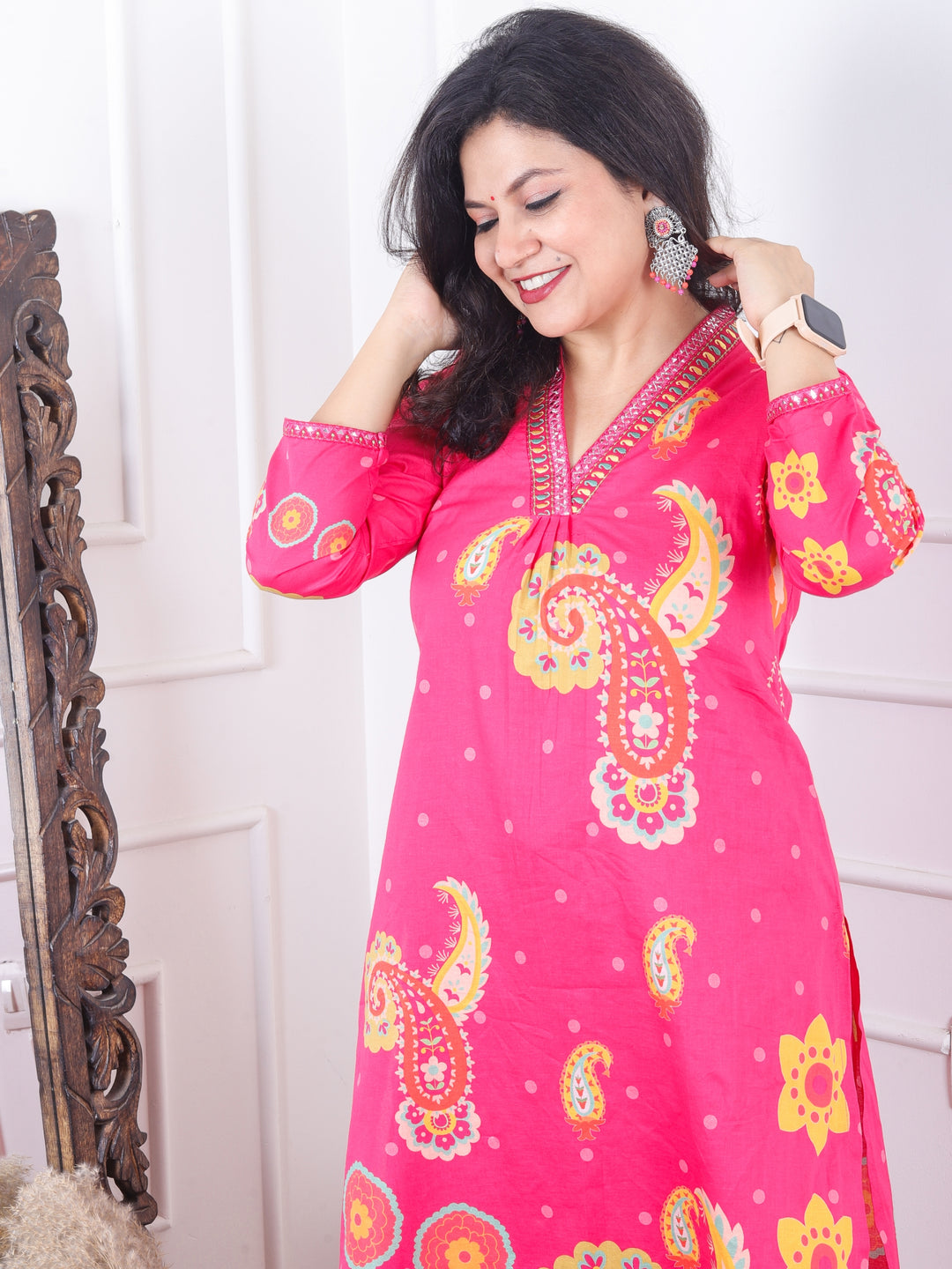 Sundri Rani Pink V Neck Thread Work with Front Gathering Cotton 2 Piece Set
