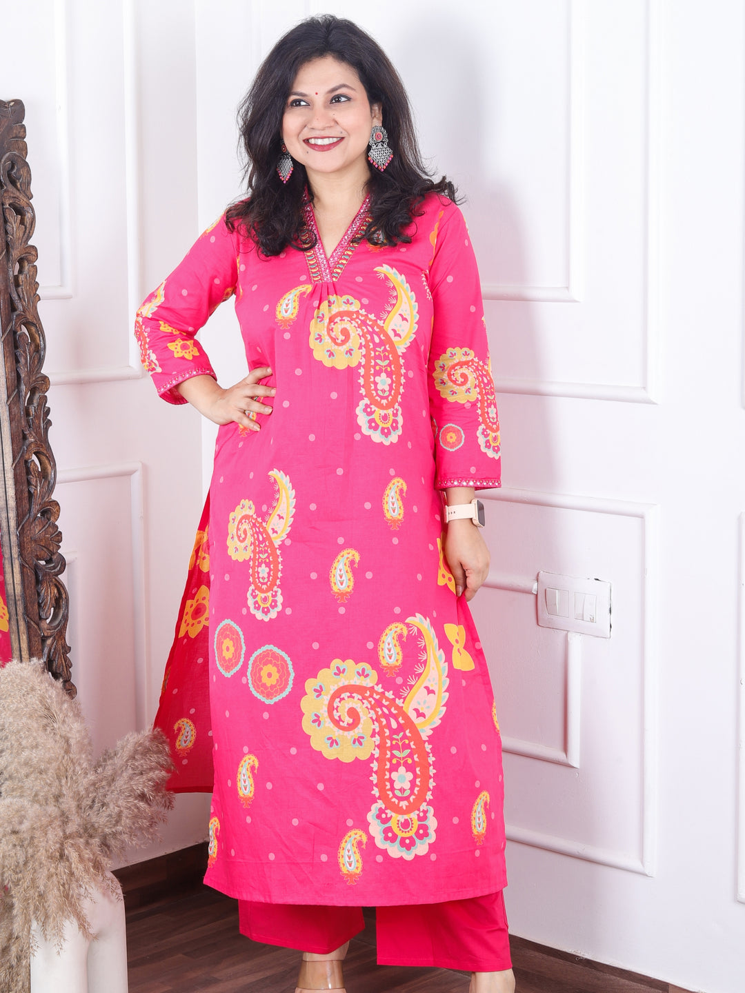 Sundri Rani Pink V Neck Thread Work with Front Gathering Cotton 2 Piece Set