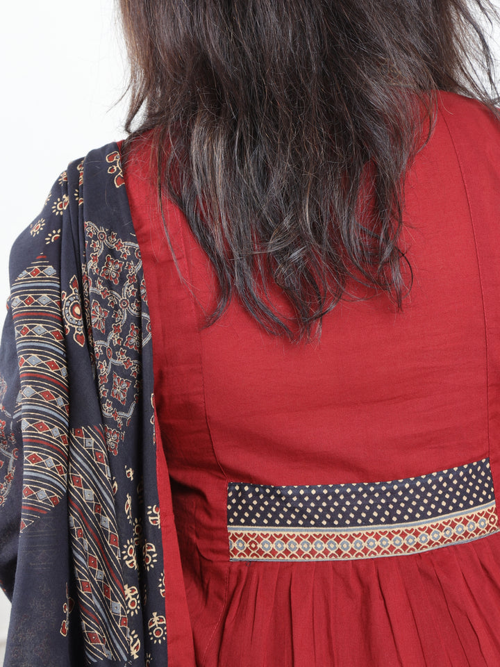 Malikaa Cherry Red Front Gathered Panel with Ajrak and Mirror Work Cotton 3 Piece Set