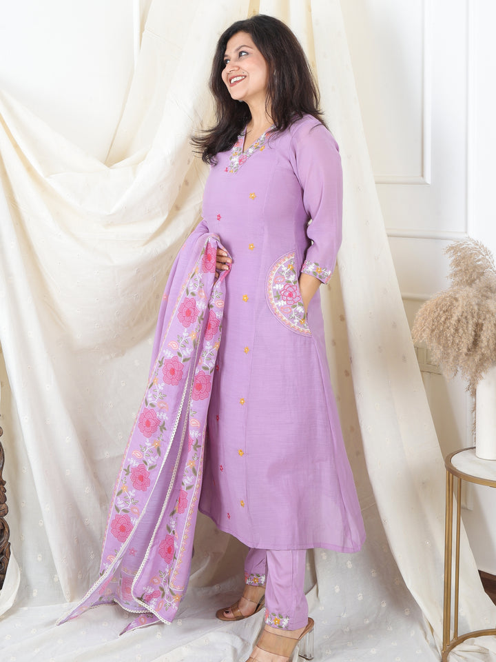 Malikaa Soft Lilac Embroidered Neck with Embroidered Pocket Mul Chanderi 3 Piece Set