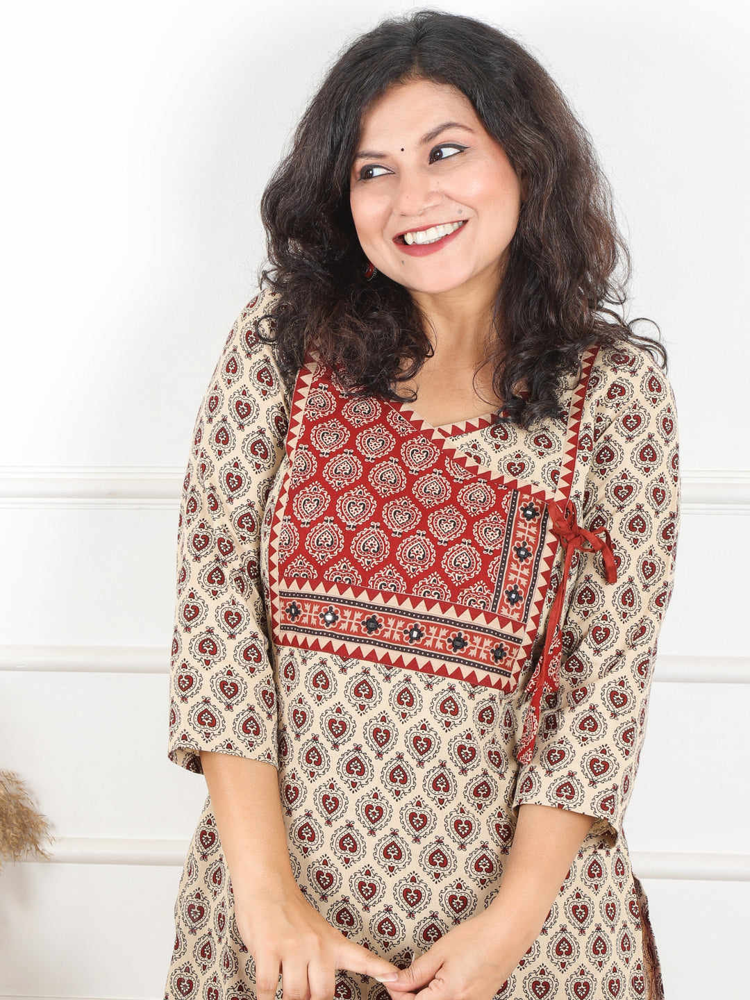 Hariyali Beige with Red Angrakha Yoke with Knot Pan Style Ajrak Print Cotton Kurti