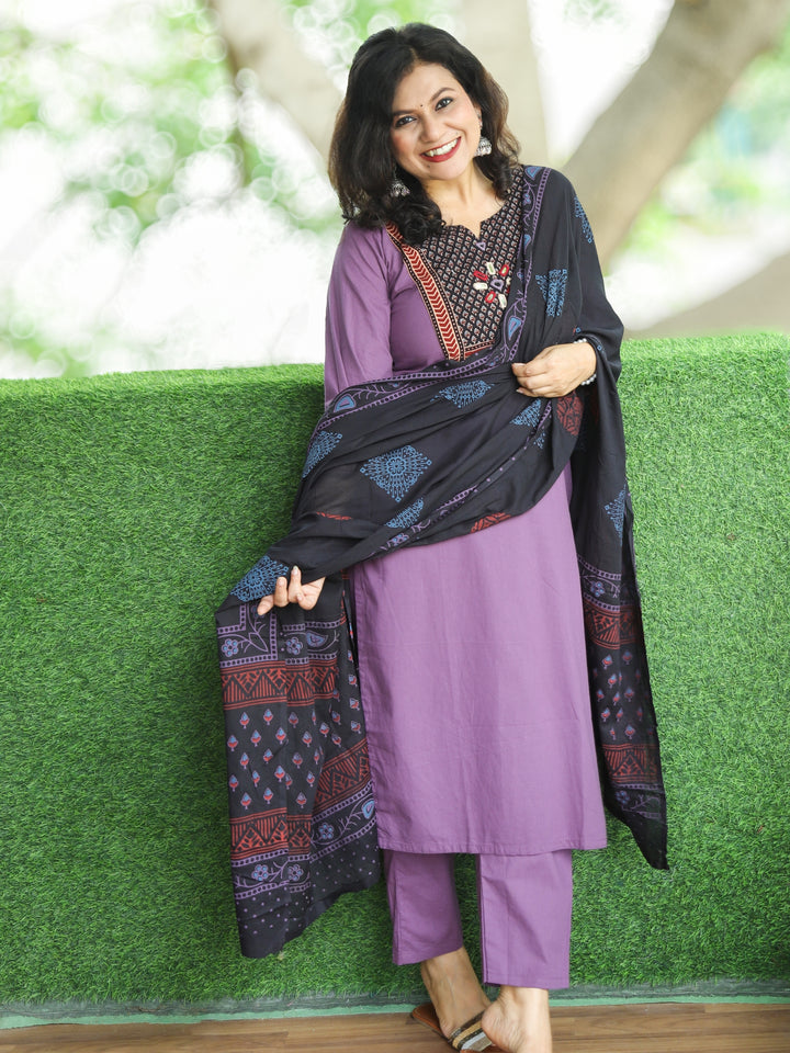 Swaroop Orchid Mauve Ajrak Printed Yoke with Mirror Detailing 3 Piece Set