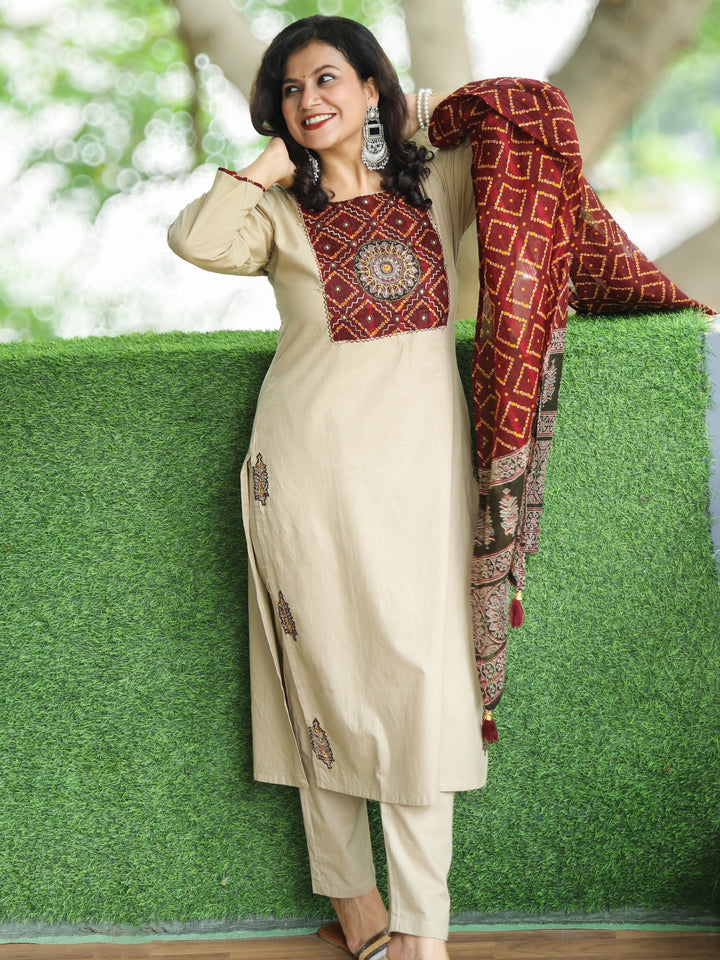 Swaroop Biscuit Beige Emriodered Patch with Bandhani Print Cotton 3 Piece Set