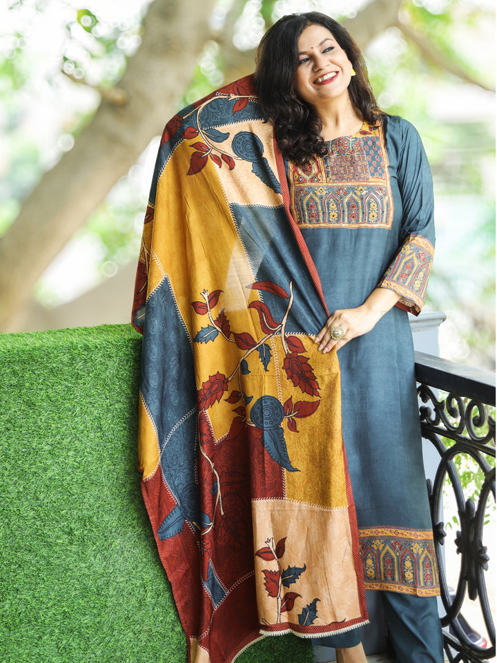Pranda Charcoal Gray Digital Printed Yoke with French Knot Muslin 3 Piece Set