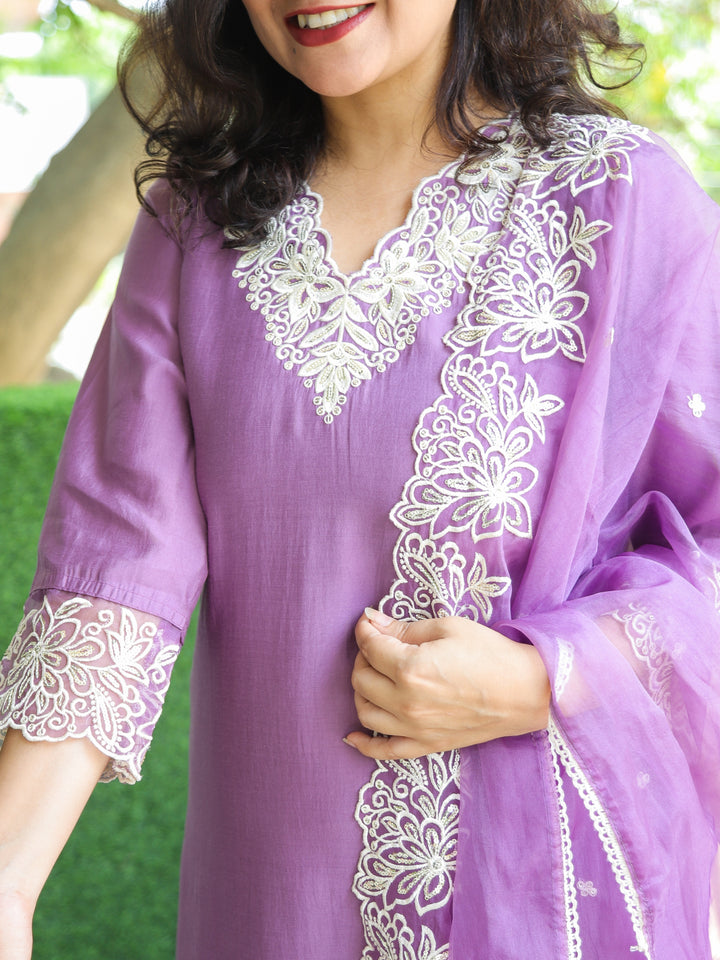 Sahiba Ochid Mauve V Embroidered Neck with Sequine Work Modal 3 Piece Set