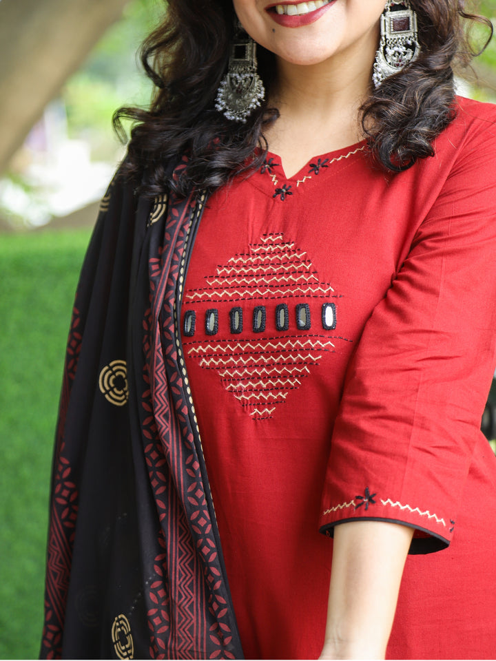 Halchal  Cherry Red Kantha Detailing Work with Mirror Cotton 3 Piece Set