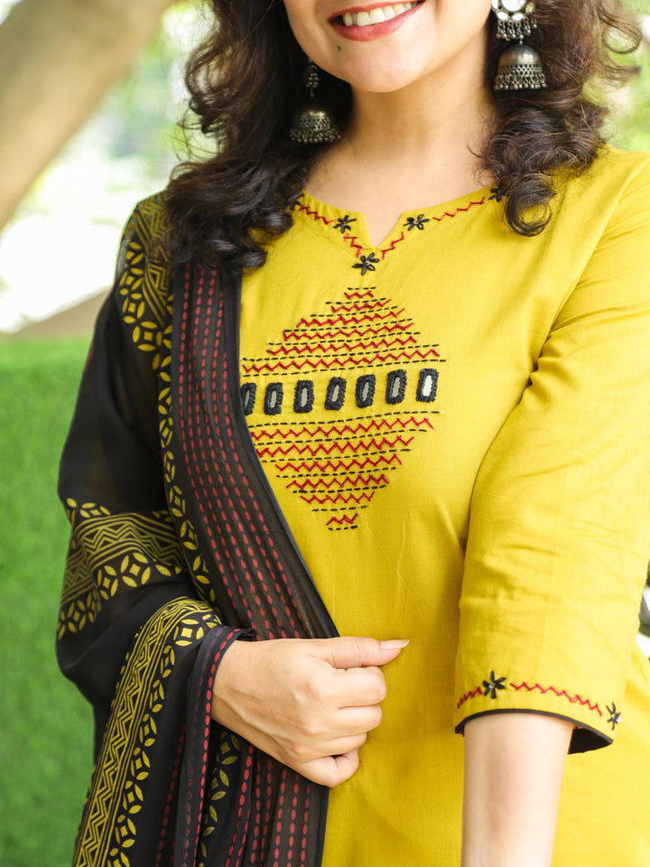 Halchal Dandelion Yellow Kantha Detailing Work with Mirror Cotton 3 Piece Set