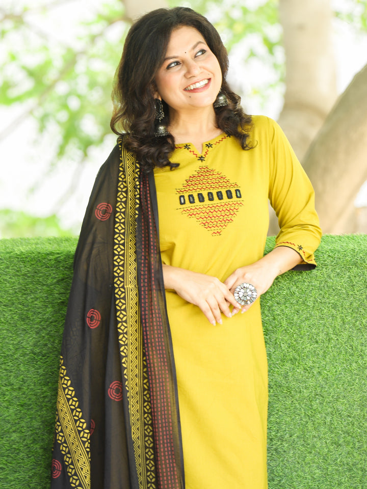 Halchal Dandelion Yellow Kantha Detailing Work with Mirror Cotton 3 Piece Set