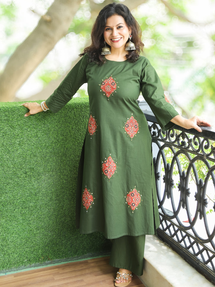 Raabtaa Forest Green in Applique Work Detailing with Mirror Cotton 2 Piece Set