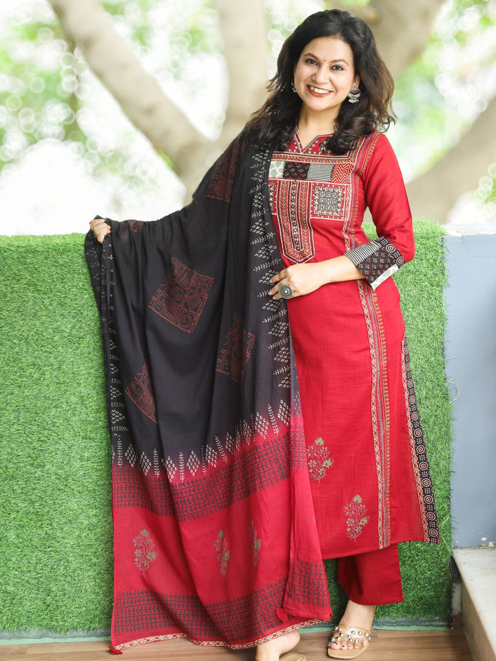 Swaroop Berry Red Embriodered  Neck Patch Panel Cotton 3 Piece Set with Pocket