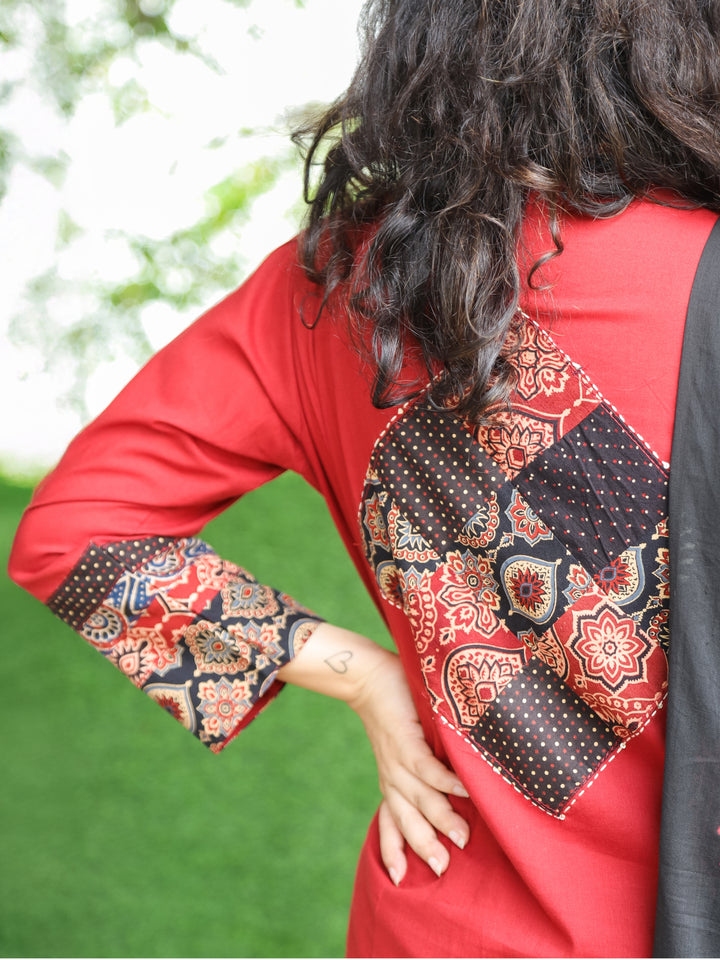 Swaroop Berry Red Ajrak Print Patch with Mirror Work Cotton 3 Piece Set with Pocket
