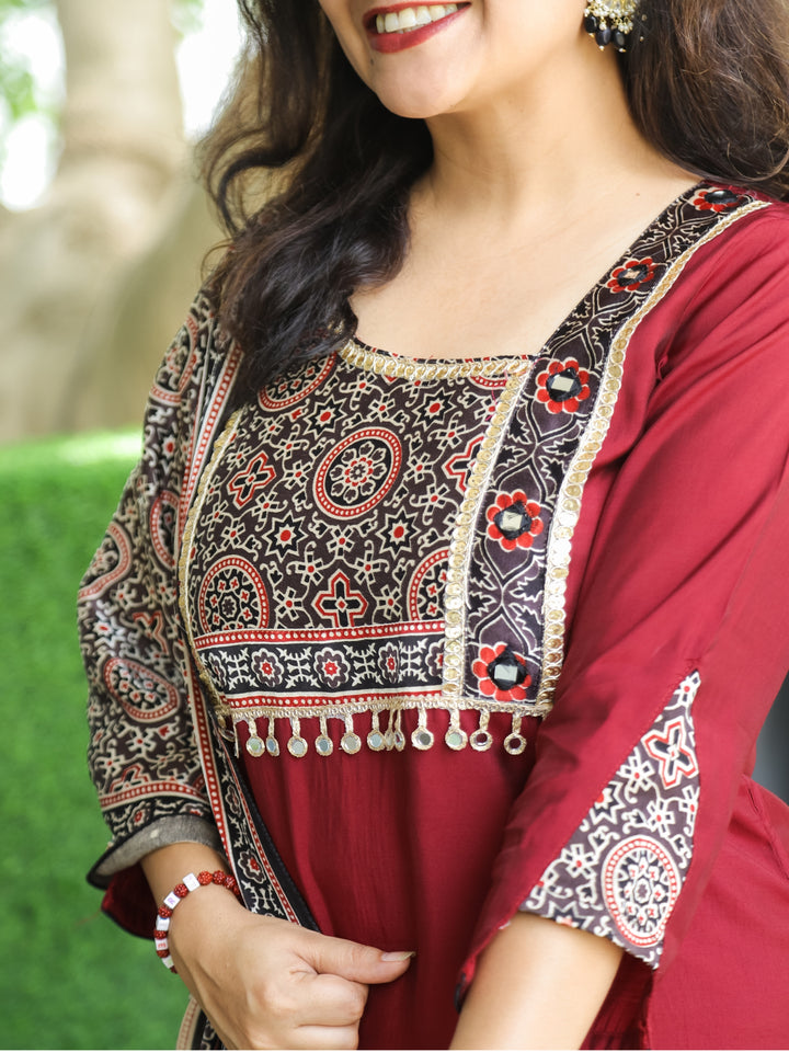 Aaravi Dark Maroon Mashru Patch Work Neck with Mirror Work Roman Silk 3 Piece Set