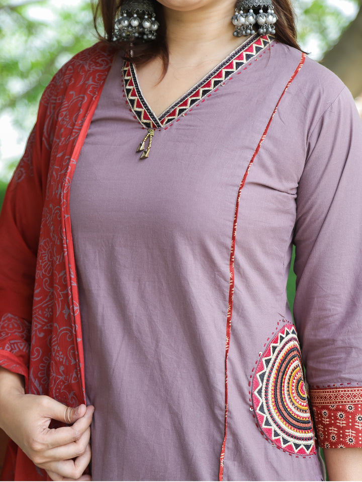 Sundari Lilac Mauve V Neck Lace with Panel Style Cotton 3 Piece Set with Pocket