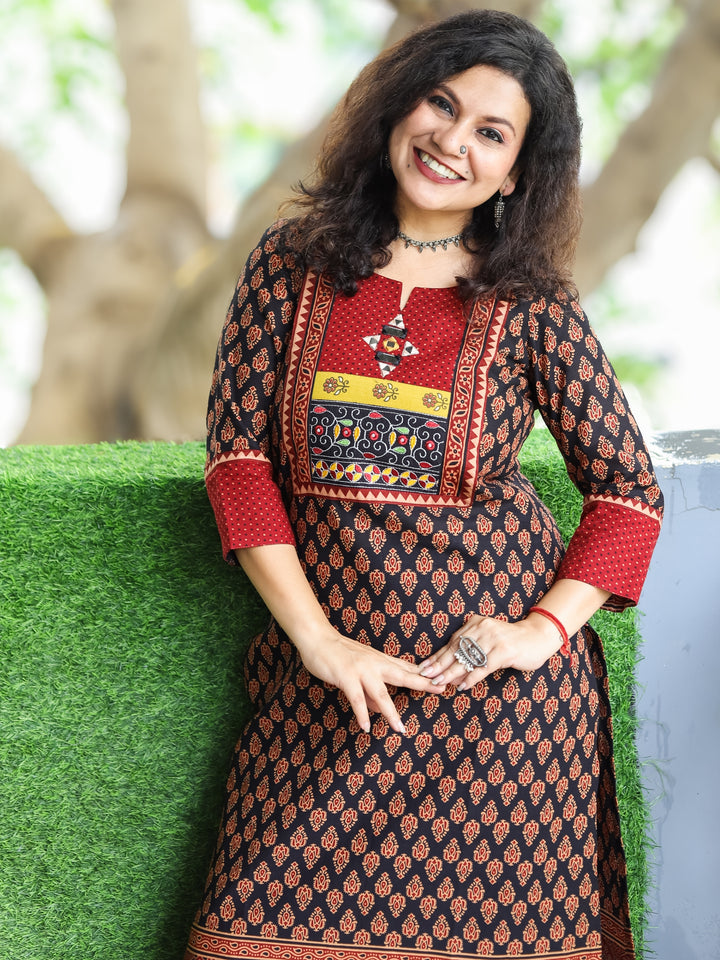 Mohini Coal Black Kutch Mirror Yoke with Embroidery Work Gamthi Print Cotton Kurti