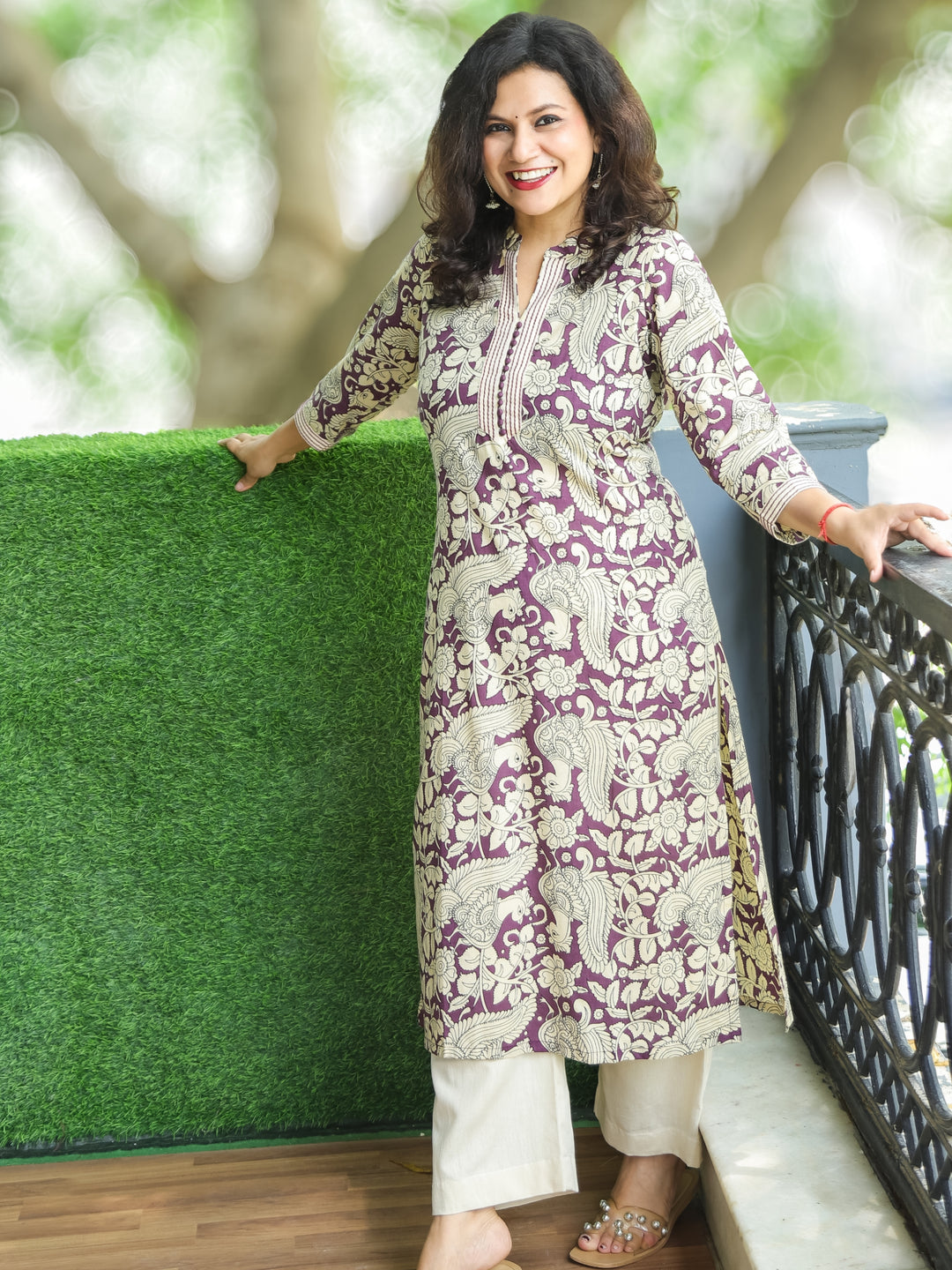 Sharmili Purple Ban Collar with Potli Button and Thread Kalamkari Floral Print Cotton Kurti