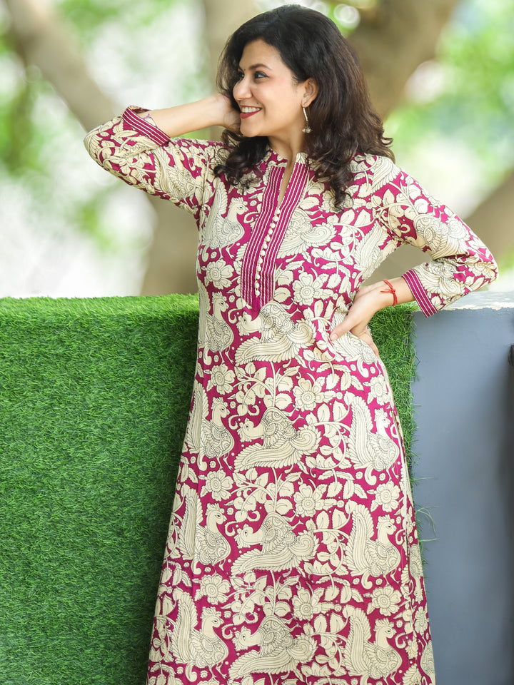 Sharmili Magenta Ban Collar with Potli Button and Thread Kalamkari Floral Print Cotton Kurti