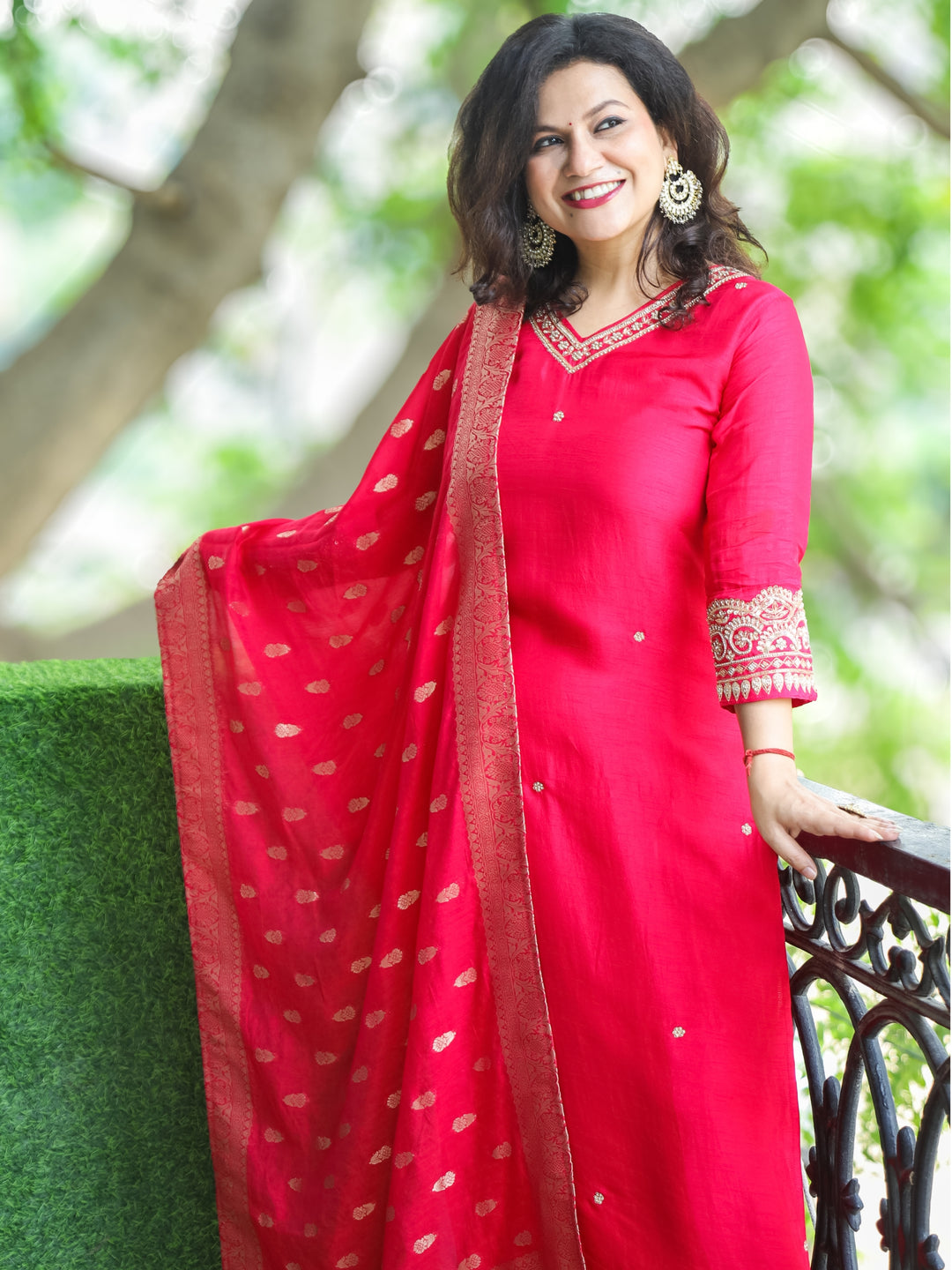 Shaagun Rani Pink  Embellished V Neckline Work Dola Silk 3 Piece Set