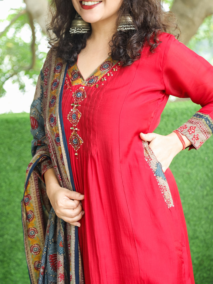 Sukhmani Berry Maroon Embellish V Neck with Pintuck and Gathered Work Modal 3 Piece Set