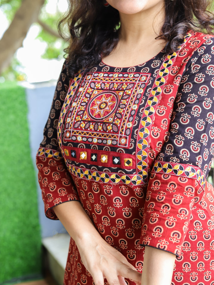 Gauri Maroon Red with Embroidered Patch Yoke in Gamthi Print Cotton Kurti
