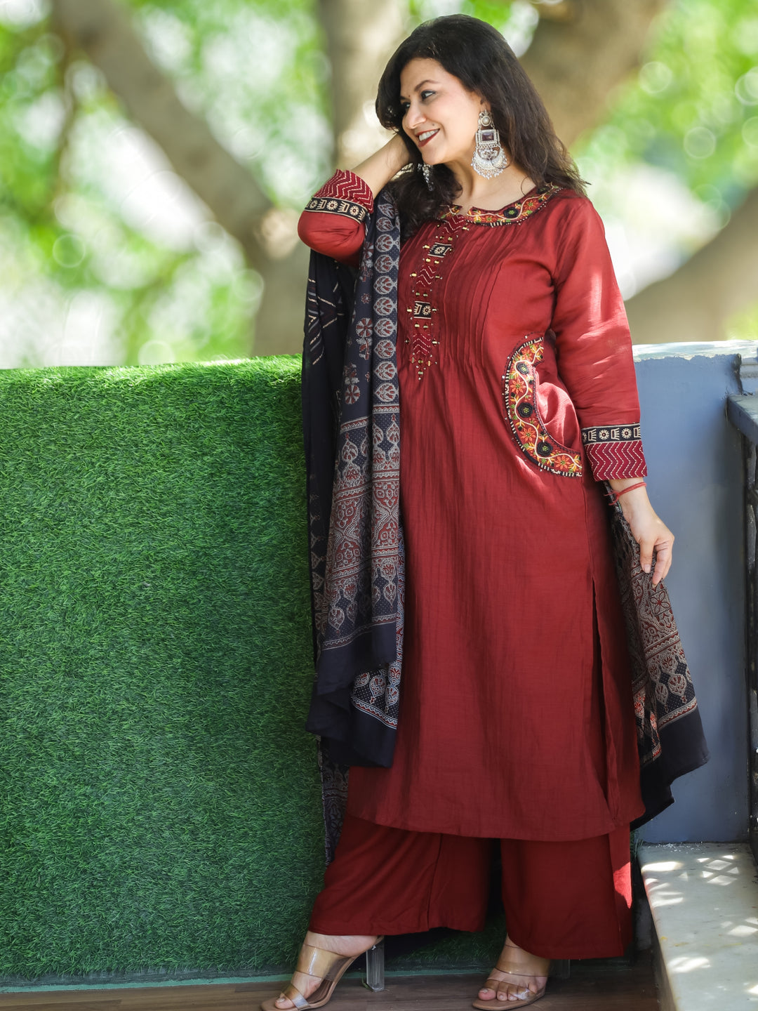 Kiara Berry Red Patch with Mirror Pintuck and Gathered Mul Chnaderi 3 Piece Set with Pocket