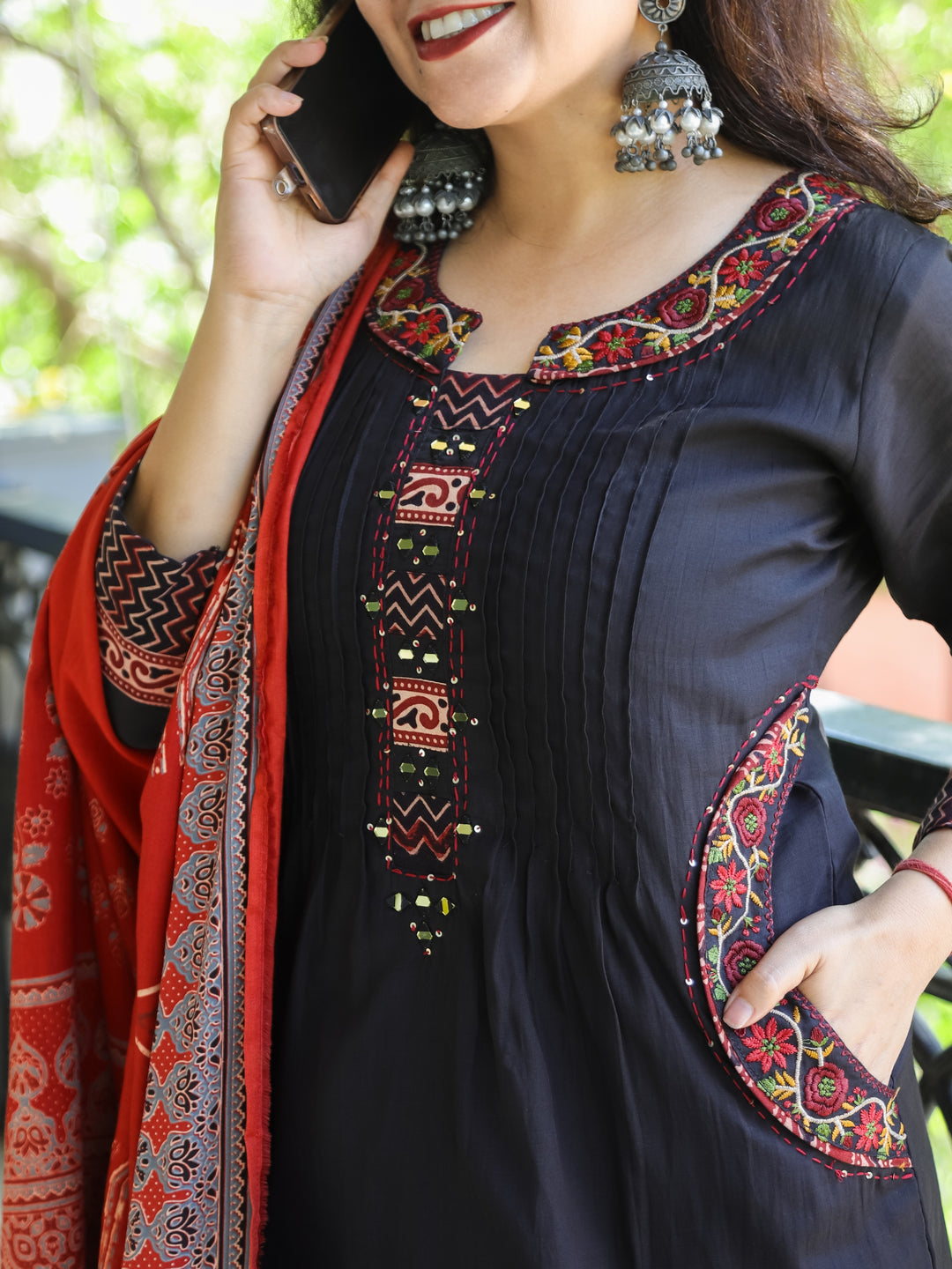 Kiara Raven Black Patch with Mirror Pintuck and Gathered Mul Chnaderi 3 Piece Set with Pocket