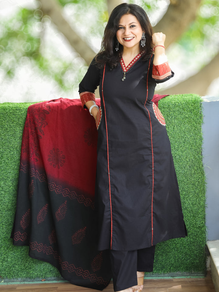 Phoolan Ebony Black V Neck Lace Work with Embroiered Pocket Cotton 3 Piece Set-D3