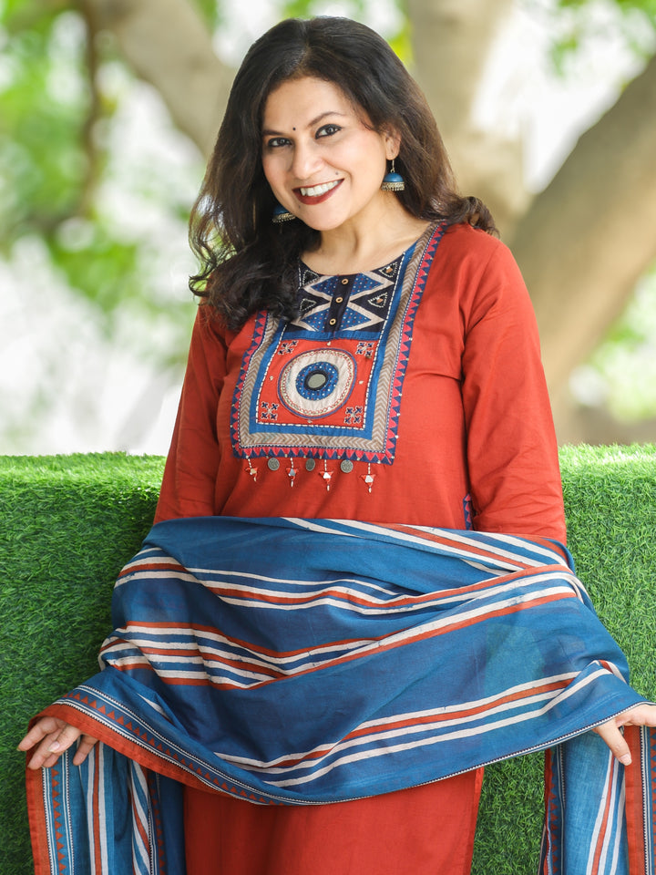Phoolan Barn Red Printed Yoke with Mirror and Coin Hanging Cotton 3 Piece Set with Pocket