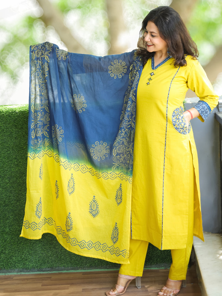 Phoolan Lime Yellow V Neck Lace and Mirror Work with Pocket Cotton 3 Piece Set